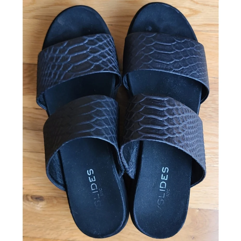 J/Slides Quincy Snake-Embossed Platform Slide Black Size 9 Boho Beach Coastal